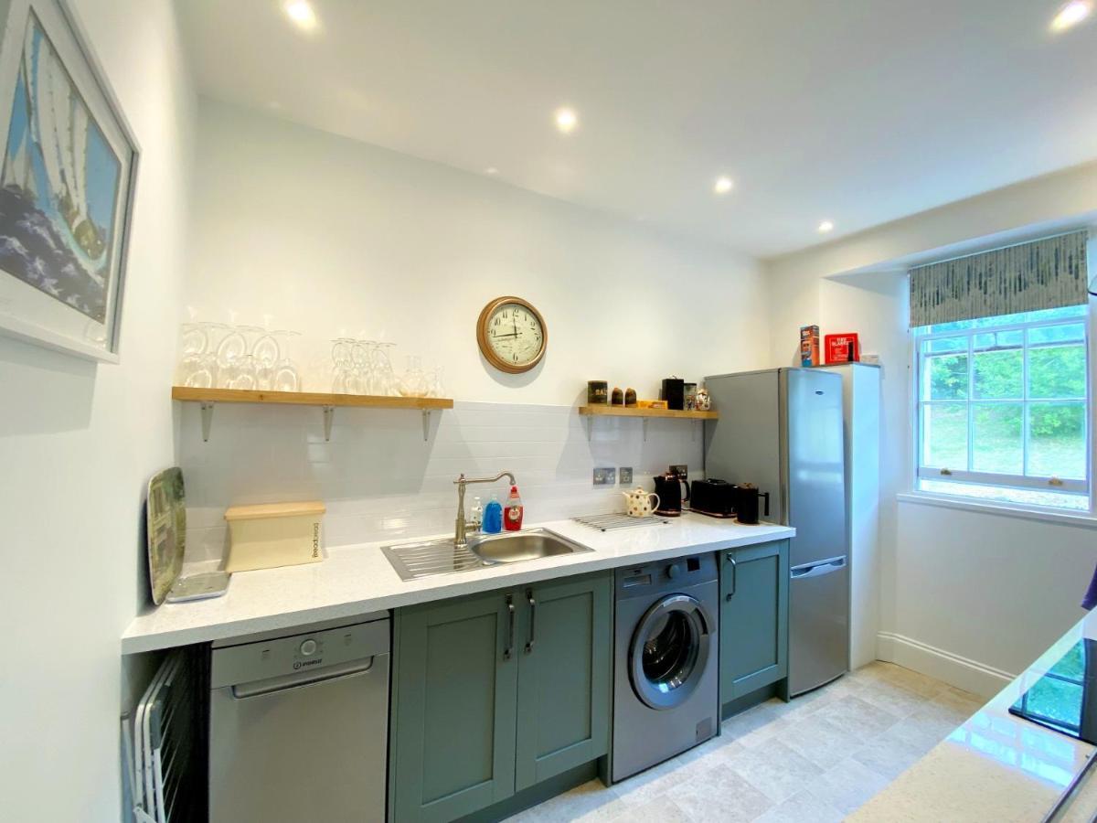 Tramontane Apartment At Hesketh Crescent Торки Екстериор снимка
