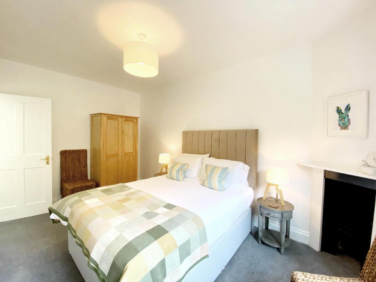 Tramontane Apartment At Hesketh Crescent Торки Екстериор снимка
