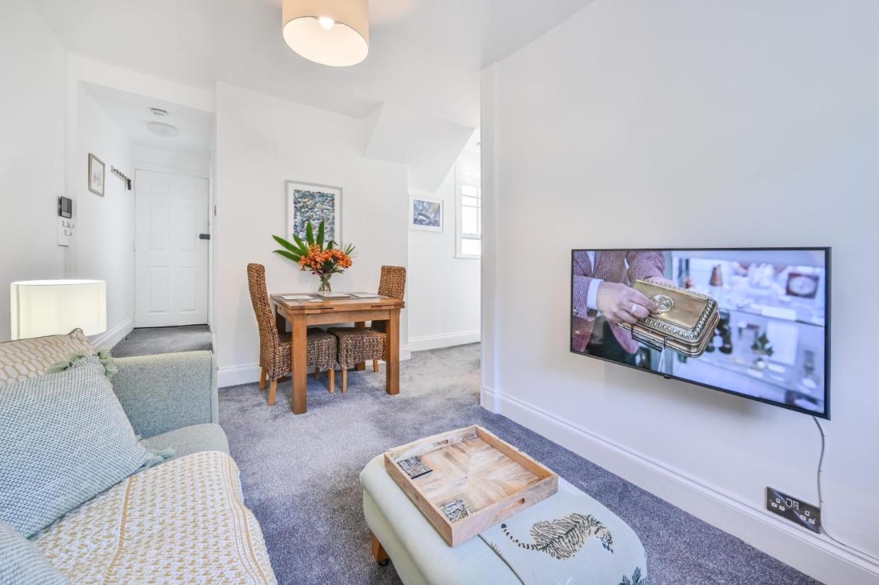 Tramontane Apartment At Hesketh Crescent Торки Екстериор снимка