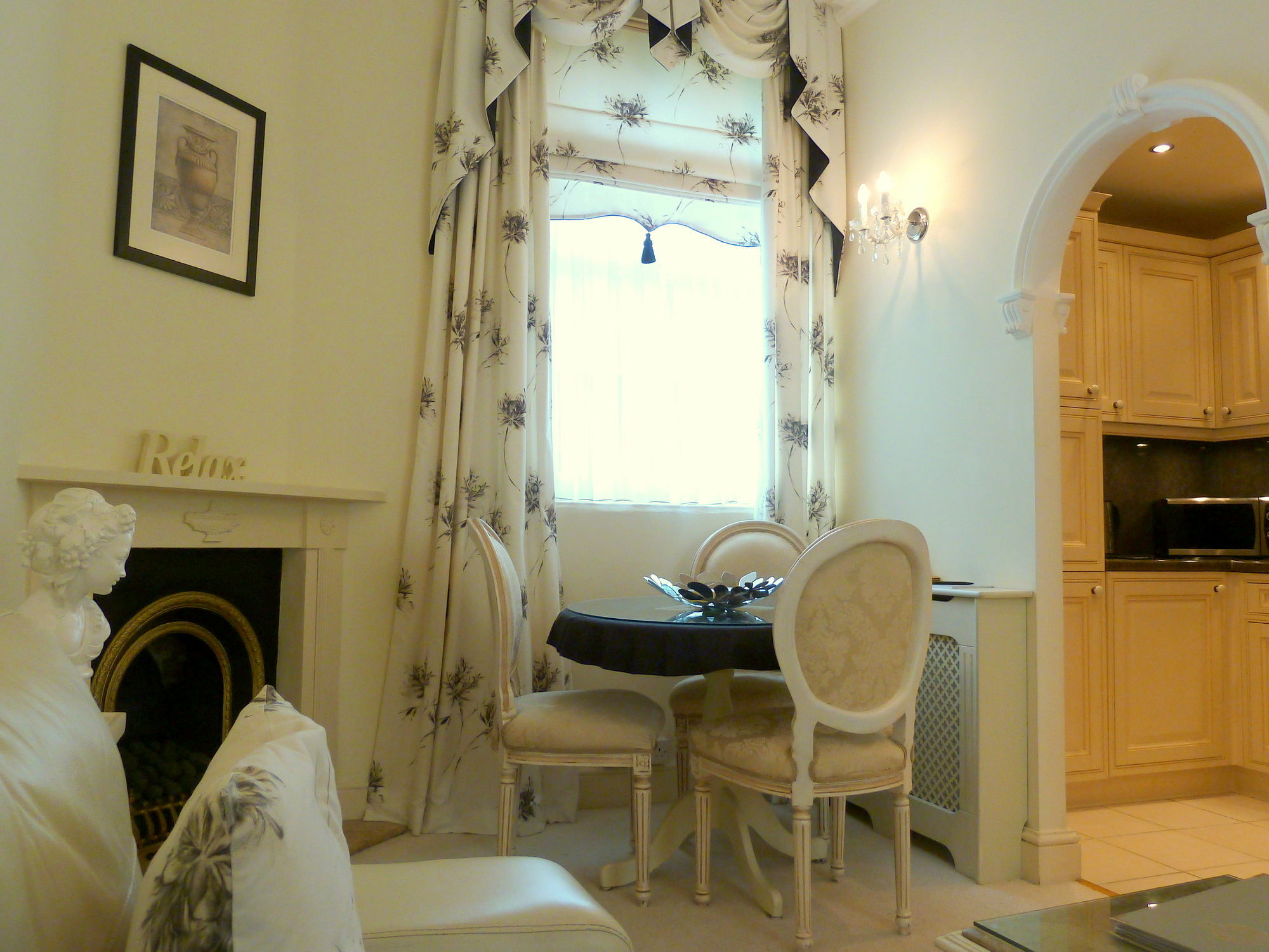 Tramontane Apartment At Hesketh Crescent Торки Екстериор снимка